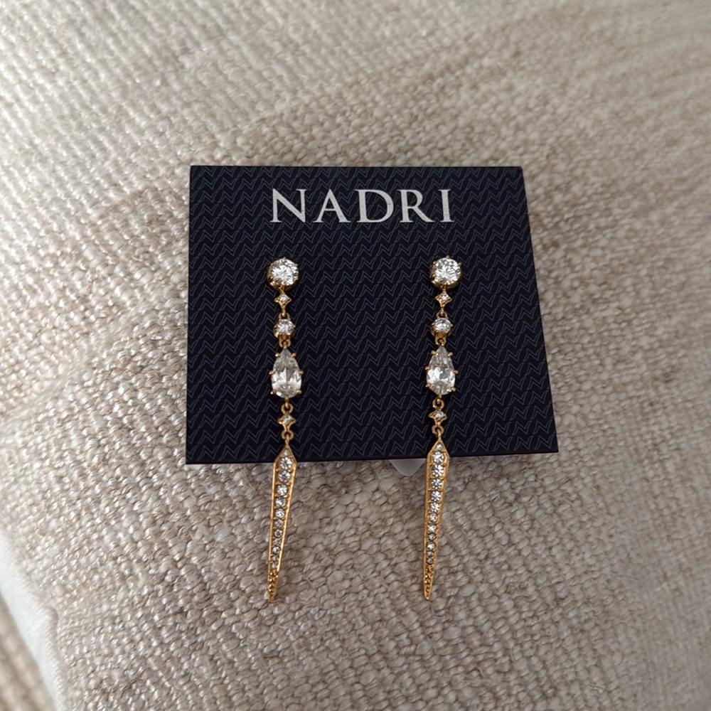 NADRI Dame Statement Earrings